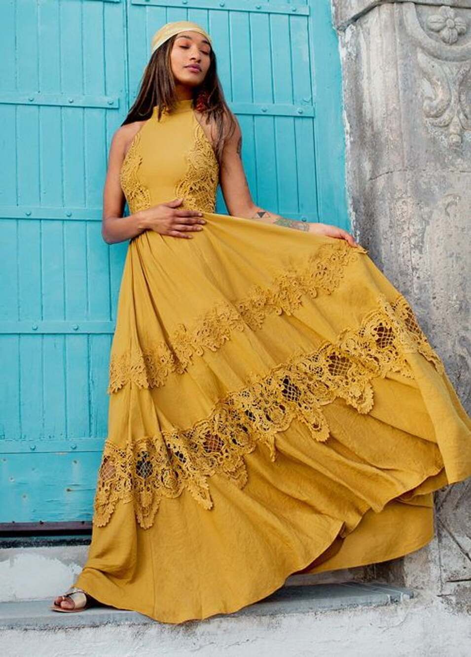 Joyfolie Alondra Dress in Honey Mustard Yellow Maxi Lace Medium